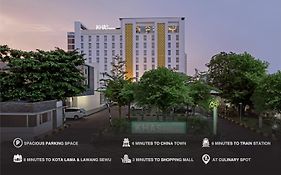 KHAS Semarang Hotel